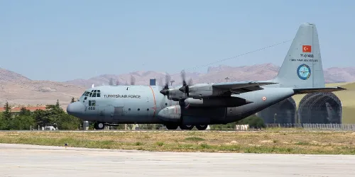 Posljednje pripreme za rat: Turska poslala Pakistanu &scaron;est aviona napunjenih oružjem, uključujući dronove