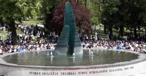 Danas je Dan žalosti u KS u znak sjećanja na ubijenu djecu Sarajeva