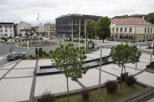 Protekla 24 h u Cazinu / Vatrogasci bez intervencija , ali građani ne miruju: Novi dan, nove prijetnje na cestama | Cazin.NET