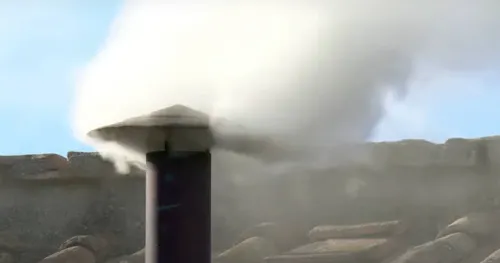 Pu&scaron;ten bijeli dim, izabran je novi papa!