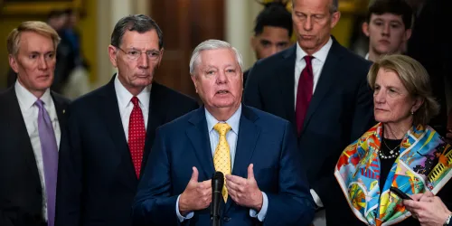 Uni&scaron;tavanje Putinove ekonomije: Američki senatori podržavaju 500 posto carina na rusku robu