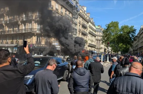 HAOS U PARIZU: Velike gužve u saobraćaju, nasovni protesti &scaron;irom Francuske zbog... (VIDEO)
