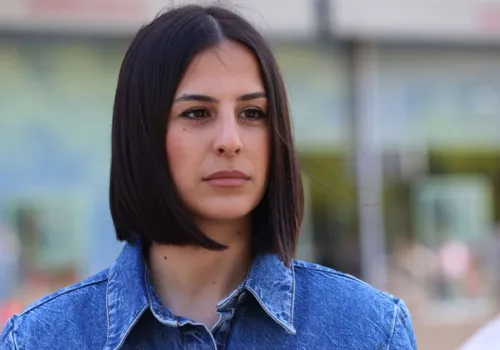 POSLANICA PDP-a TANJA VUKOMANOVIĆ PRAVO U METU: "Mi 'izdajnici' sjedimo u NSRS, 'patriote' u nevažećim institucijama"