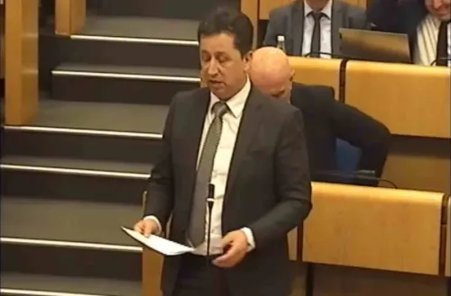 ZAIMOVIĆ PITA VLADAJUĆE: "Hoće li biti novca za redovne isplate penzija ili je ovo zakon 'drži vodu dok majstori odu'?"