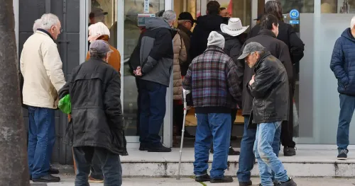Produžen rok: Uvode se nova pravila podizanja penzionih čekova