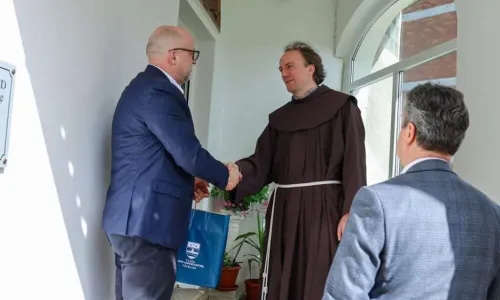 Delegacija Vlade USK posjetila pravoslavnu i katoličku zajednicu u Bihaću