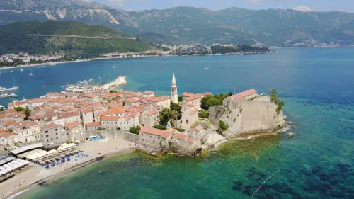 OBJAVLJENI REZULTATI U TURIZMU: Tokom novembra dvije trećine strani gosti, vi&scaron;e od polovine noćenja na primorju