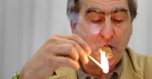 LEGENDARNI &Scaron;VICARSKI PROZVOĐAČ SATOVA VRTOGLAVO GUBI NOVAC: "Taj ekscentrik sve je uni&scaron;tio!"