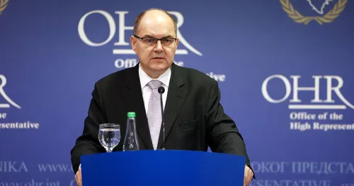 Schmidt obustavio finansiranje SNSD-a i Ujedinjene Srpske!