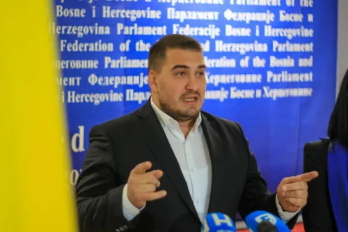 HARIS ZAHIRAGIĆ PROZIVA TROJKU: "Pod krinkom borbe protiv femicida poku&scaron;ava se uvaljati zakonsko prepoznavanje istospolnih zajednica"
