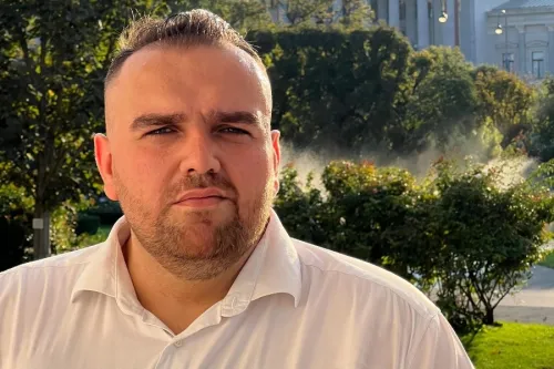 ŽESTOK ODGOVOR STIGAO IZ BEČA: "Vukanoviću, ne mogu se voljeti dvije žene - ali ne može se biti ni 'malo trudan'"