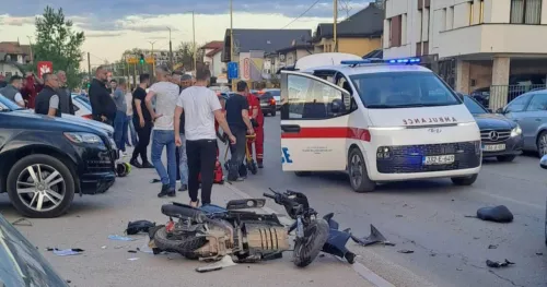 Dogodile se jo&scaron; tri saobraćajne nesreće s motociklistima, u jednoj ima ozlijeđene djece (FOTO)